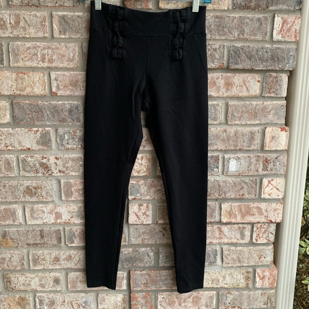 🍒💣 Capezio black yoga leggings